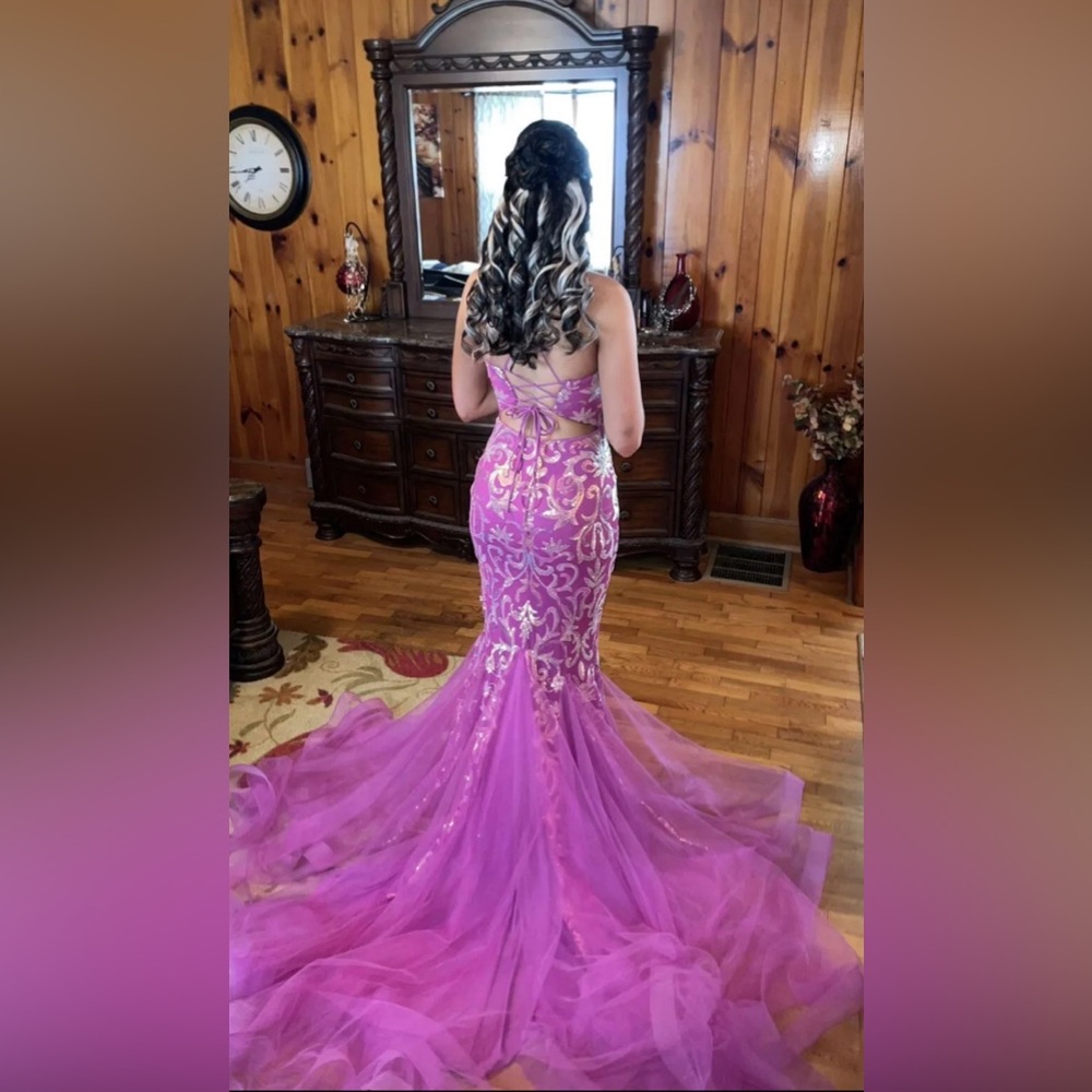Magenta Prom dress